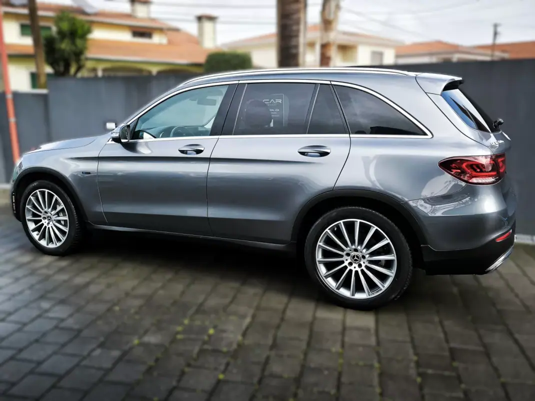 Mercedes-Benz GLC 300 2020 - 36950 EUR, 97454 km - AUTO.MOTO.pt - 97454km - foto 12 de 42