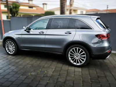 Mercedes-Benz GLC 300 2020 - 36950 EUR, 97454 km - AUTO.MOTO.pt - 97454km - foto 12 de 42