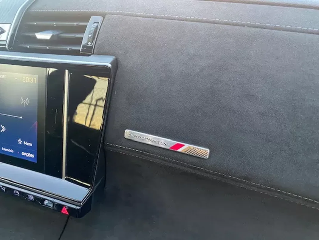 DS DS7 Crossback 2020 - 25990 EUR, 105000 km - AUTO.MOTO.pt - 105000km - foto 21 de 24