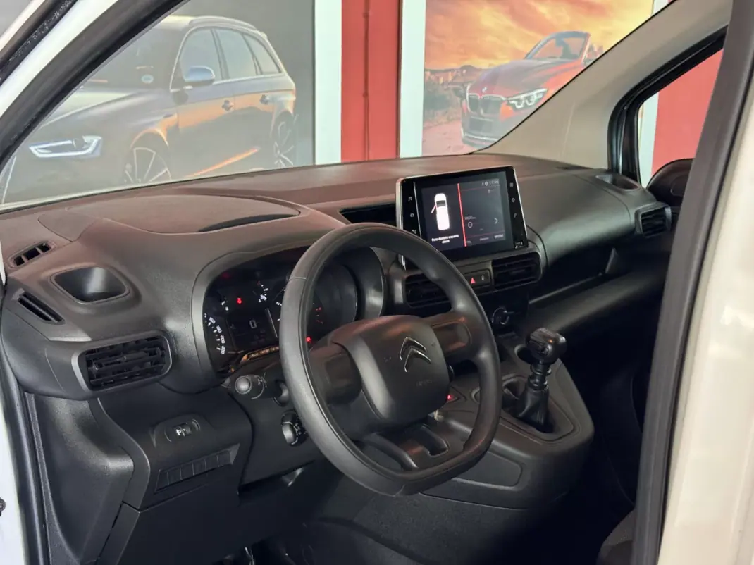 Citroën BERLINGO 1.5 BlueHDi 100 S&S Club M 2022 - 15990 EUR, 92798 km - AUTO.MOTO.pt - 92798km - foto 17 de 19