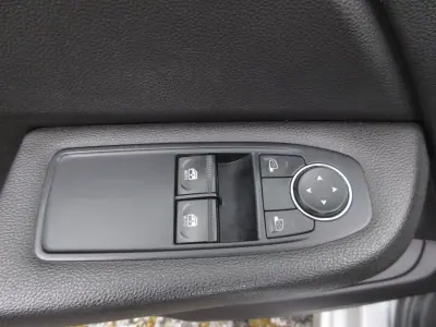 Renault Clio 2022 - 13490 EUR, 149000 km - AUTO.MOTO.pt - 149000km - foto 17 de 42
