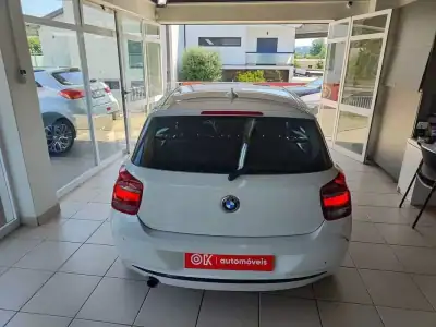 BMW 116 2013 - 10750 EUR, 215400 km - AUTO.MOTO.pt - 215400km - foto 9 de 34
