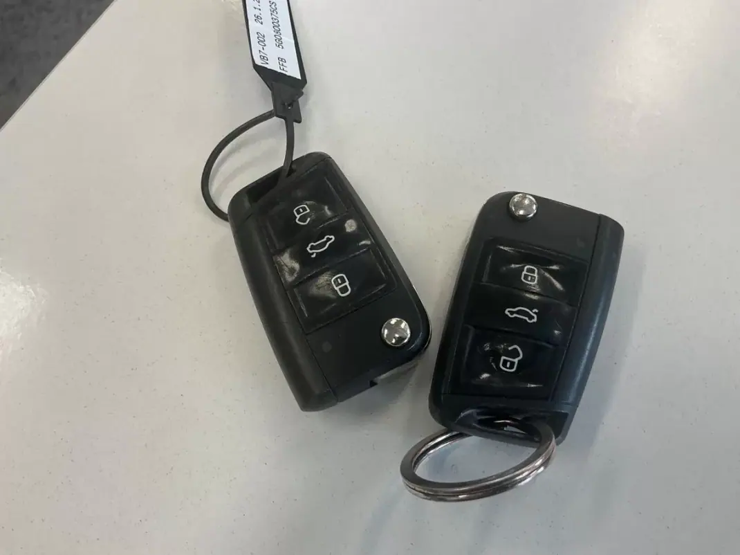 Volkswagen Golf Variant 2018 - 10490 EUR, 282332 km - 282332km - foto 10 de 11