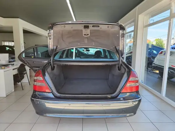 Mercedes-Benz E 220 2003 - 6950 EUR, 378000 km - AUTO.MOTO.pt - 378000km - foto 15 de 38