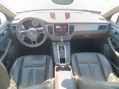 Porsche Macan 2016 - 47500 EUR, 155000 km - AUTO.MOTO.pt - 155000km - foto 29 de 32