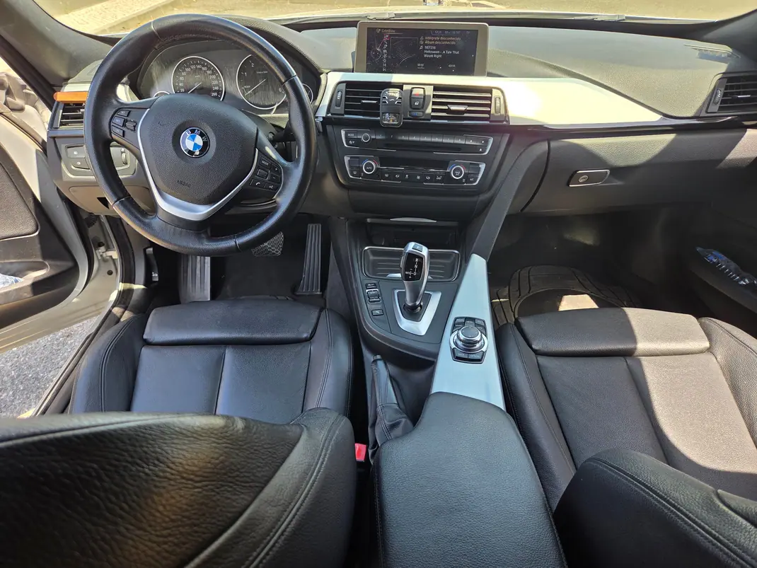 BMW 520 Gran Turismo 2014 - 16500 EUR, 188500 km - 188500km - foto 5 de 12