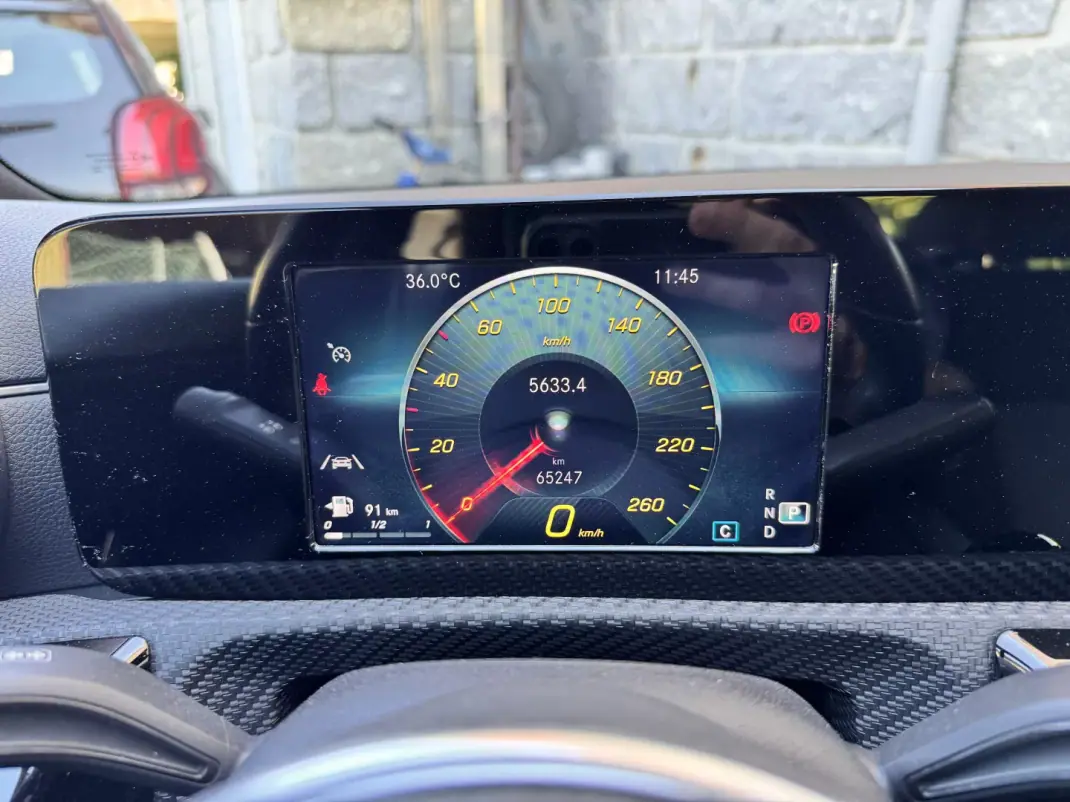 Mercedes-Benz CLA 200 2022 - 27500 EUR, 65247 km - 65247km - foto 11 de 24