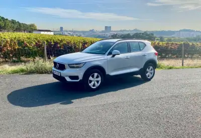 Volvo XC 40 2021 - 23500 EUR, 152242 km - AUTO.MOTO.pt - 152242km - foto 2 de 20