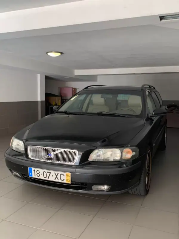 Volvo V70 2004