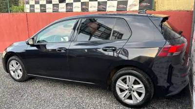Volkswagen Golf Variant 2022 - 17400 EUR, 95000 km - AUTO.MOTO.pt - 95000km - foto 4 de 12