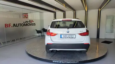 BMW X1 2011 - 9900 EUR, 192351 km - AUTO.MOTO.pt - 192351km - foto 17 de 52