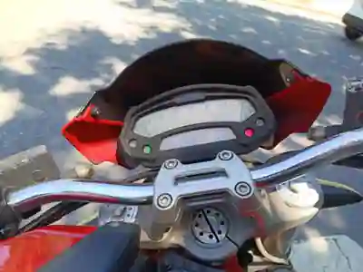 Ducati Monster 696 2009 - 4500 EUR, 38600 km - AUTO.MOTO.pt - 38600km - foto 4 de 6