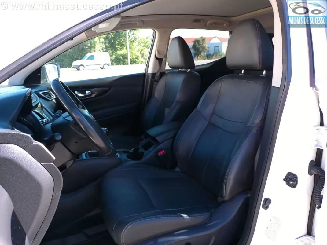 Nissan Qashqai 2015 - 12850 EUR, 212000 km - 212000km - foto 22 de 31