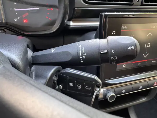 Citroën C3 2018 - 9500 EUR, 93545 km - AUTO.MOTO.pt - 93545km - foto 14 de 22