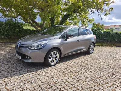 Renault Clio Sport Tourer 2016 - 8990 EUR, 145350 km - AUTO.MOTO.pt - 145350km - foto 2 de 19