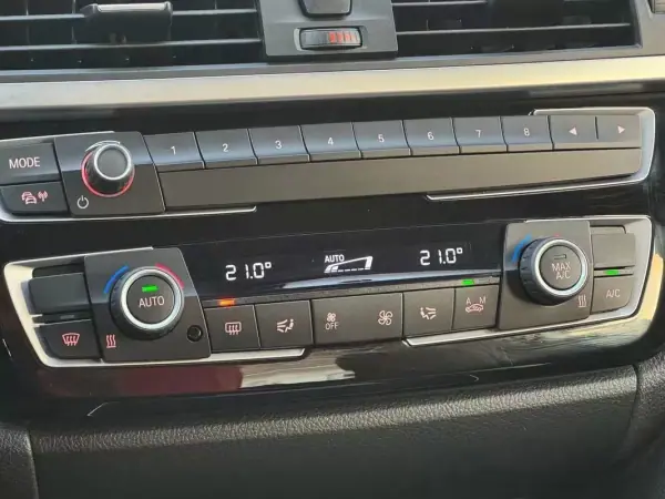 BMW 418 Gran Coupé 2019 - 23950 EUR, 54000 km - 54000km - foto 29 de 34