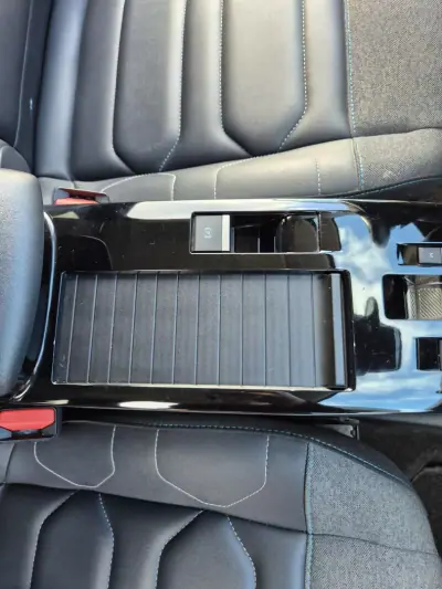 Citroën C4 2022 - 20500 EUR, 85000 km - AUTO.MOTO.pt - 85000km - foto 38 de 39