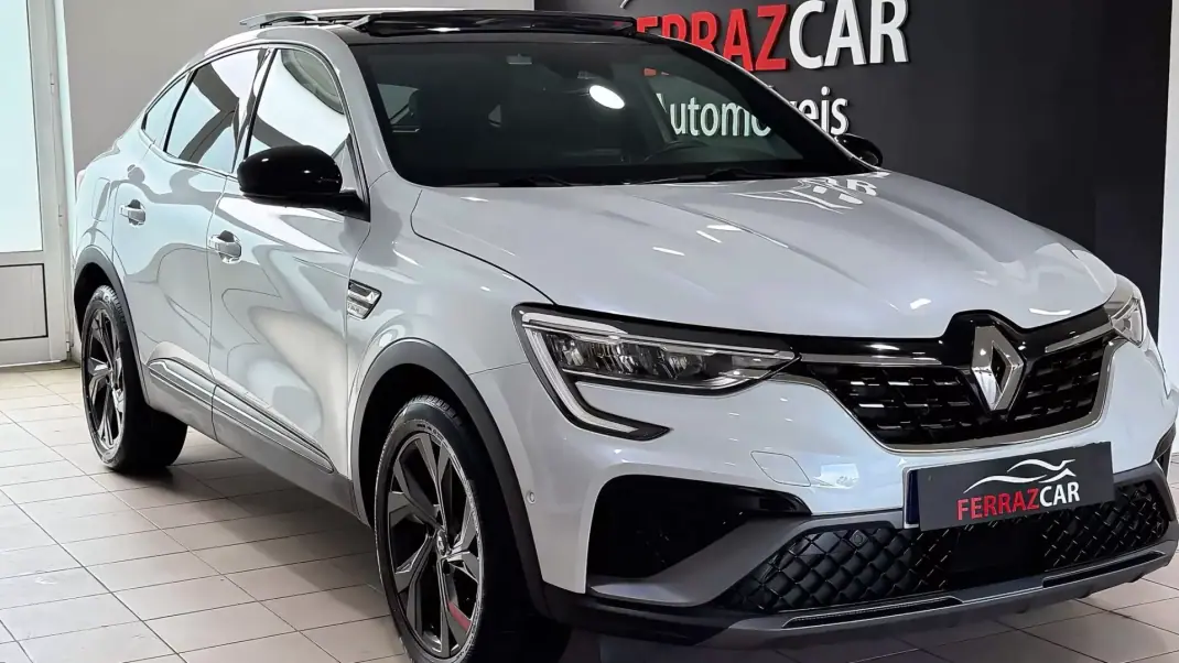 Renault Arkana 2022 - 23990 EUR, 92300 km - 92300km - foto 8 de 29
