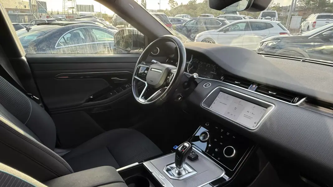 Land Rover Range Rover Evoque 2021 - 31990 EUR, 60000 km - 60000km - foto 33 de 34