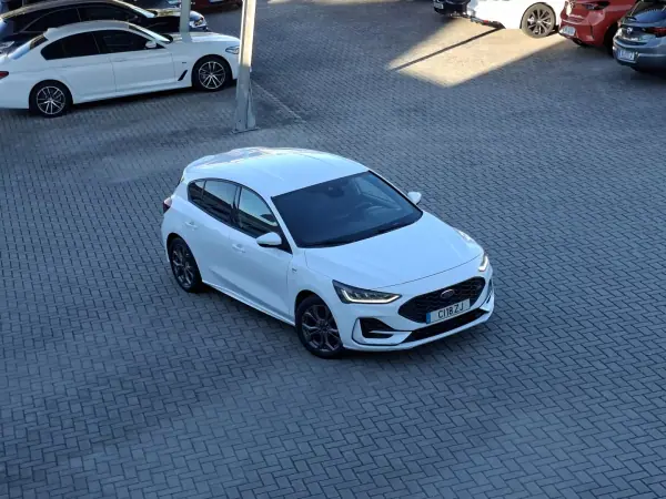 Ford Focus 2022 - 16500 EUR, 97500 km - AUTO.MOTO.pt - 97500km - foto 12 de 37
