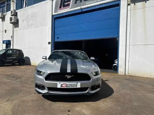 Ford Mustang 2016 - 42490 EUR, 94773 km - AUTO.MOTO.pt - 94773km - foto 9 de 20