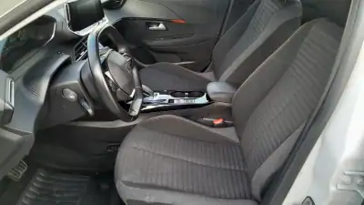 Peugeot 208 2020 - 24250 EUR, 49400 km - AUTO.MOTO.pt - 49400km - foto 8 de 9