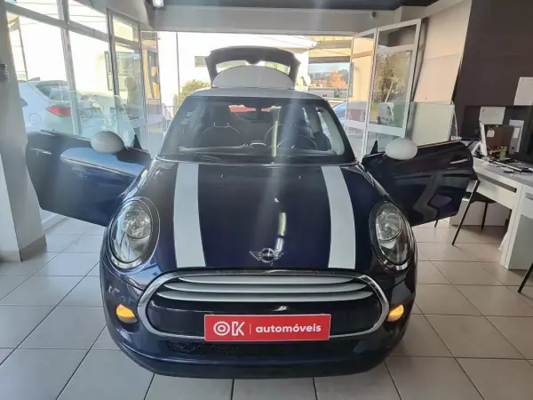 MINI Cooper 2014 - 11100 EUR, 166000 km - AUTO.MOTO.pt - 166000km - foto 17 de 37