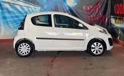 Citroën C1 2014 - 6750 EUR, 105000 km - AUTO.MOTO.pt - 105000km - foto 4 de 32