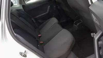 SEAT Ibiza 2024 - 16850 EUR, 50000 km - AUTO.MOTO.pt - 50000km - foto 10 de 33