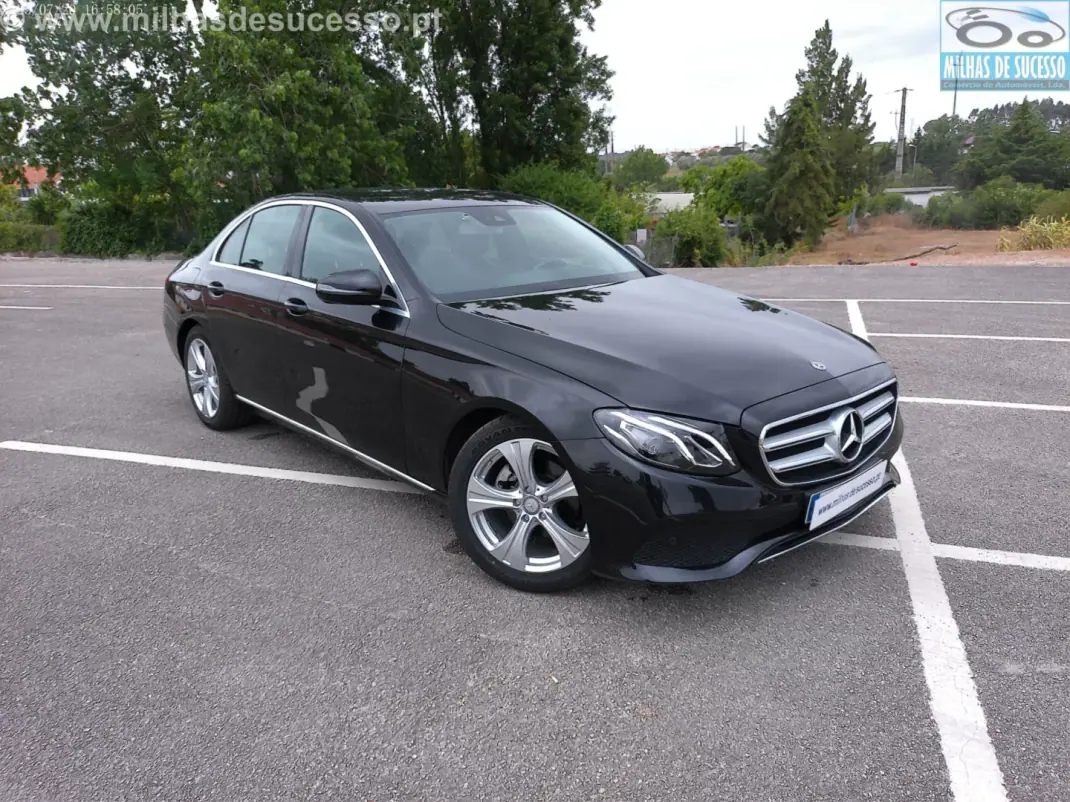 Mercedes-Benz E 220 2017 - 24500 EUR, 181000 km - AUTO.MOTO.pt - 181000km - foto 1 de 20