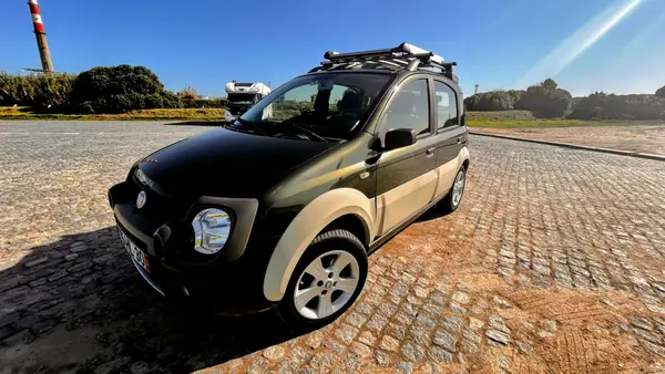 Fiat Panda 2009 - 5700 EUR, 203000 km - AUTO.MOTO.pt - 203000km - foto 4 de 7