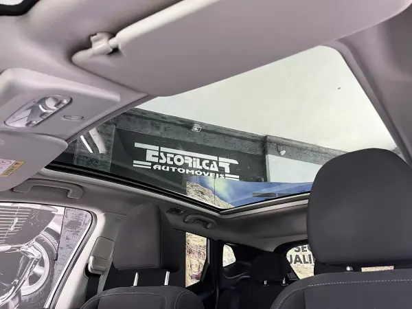 Nissan Qashqai 2019 - 18900 EUR, 106352 km - AUTO.MOTO.pt - 106352km - foto 17 de 22