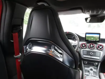 Mercedes-Benz A 45 AMG 2017 - 38990 EUR, 110000 km - AUTO.MOTO.pt - 110000km - foto 36 de 56