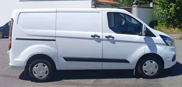 Ford Transit Custom 2019 - 17490 EUR, 136130 km - AUTO.MOTO.pt - 136130km - foto 7 de 18