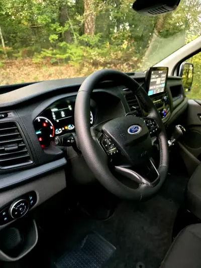 Ford Transit Custom 2020 - 16990 EUR, 142000 km - 142000km - foto 28 de 33