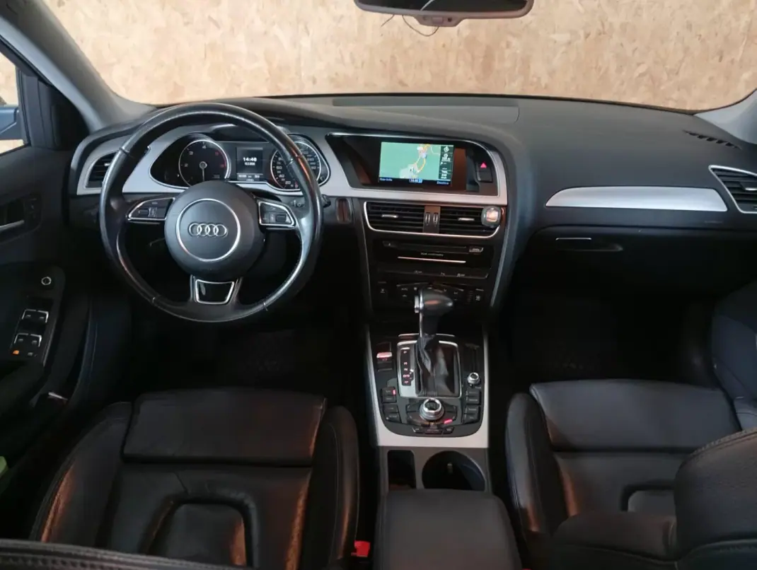 Audi A4 Avant 2015 - 19450 EUR, 167000 km - AUTO.MOTO.pt - 167000km - foto 12 de 19