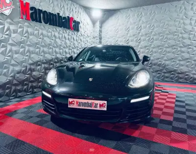 Porsche Panamera 2014 - 37990 EUR, 220436 km - AUTO.MOTO.pt - 220436km - foto 3 de 39