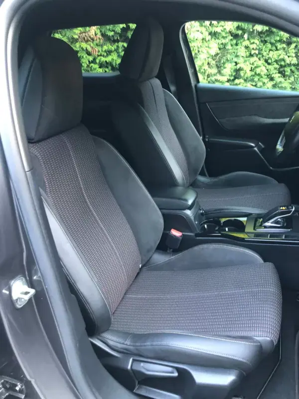 DS DS3 Crossback 2020 - 16900 EUR, 112000 km - AUTO.MOTO.pt - 112000km - foto 30 de 40