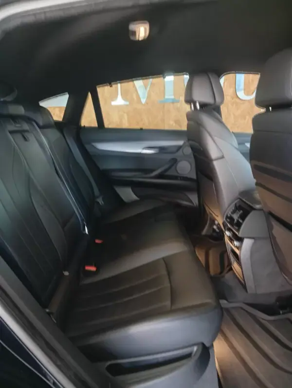 BMW X6 2016 - 59950 EUR, 134000 km - 134000km - foto 18 de 24