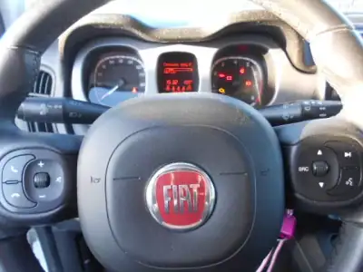 Fiat Panda 2021 - 11500 EUR, 83357 km - AUTO.MOTO.pt - 83357km - foto 10 de 11