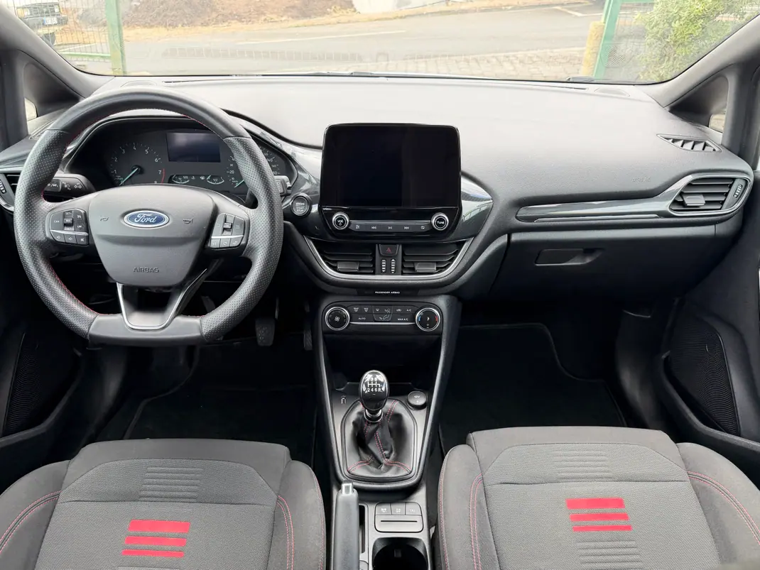 Ford Fiesta 2022 - 14590 EUR, 61000 km - AUTO.MOTO.pt - 61000km - foto 9 de 15
