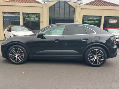 Porsche Macan 2025 - 99900 EUR, 15637 km - 15637km - foto 2 de 9