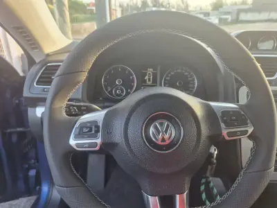 Volkswagen Scirocco 2010 - 10900 EUR, 165500 km - 165500km - foto 13 de 32