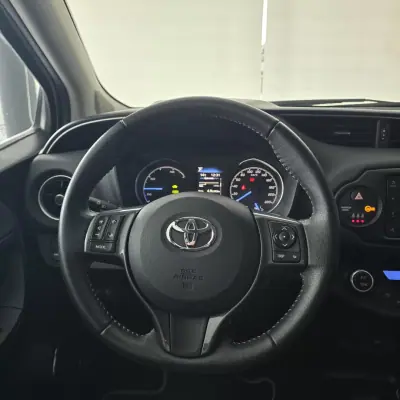 Toyota Yaris 2020 - 18950 EUR, 77356 km - AUTO.MOTO.pt - 77356km - foto 15 de 28