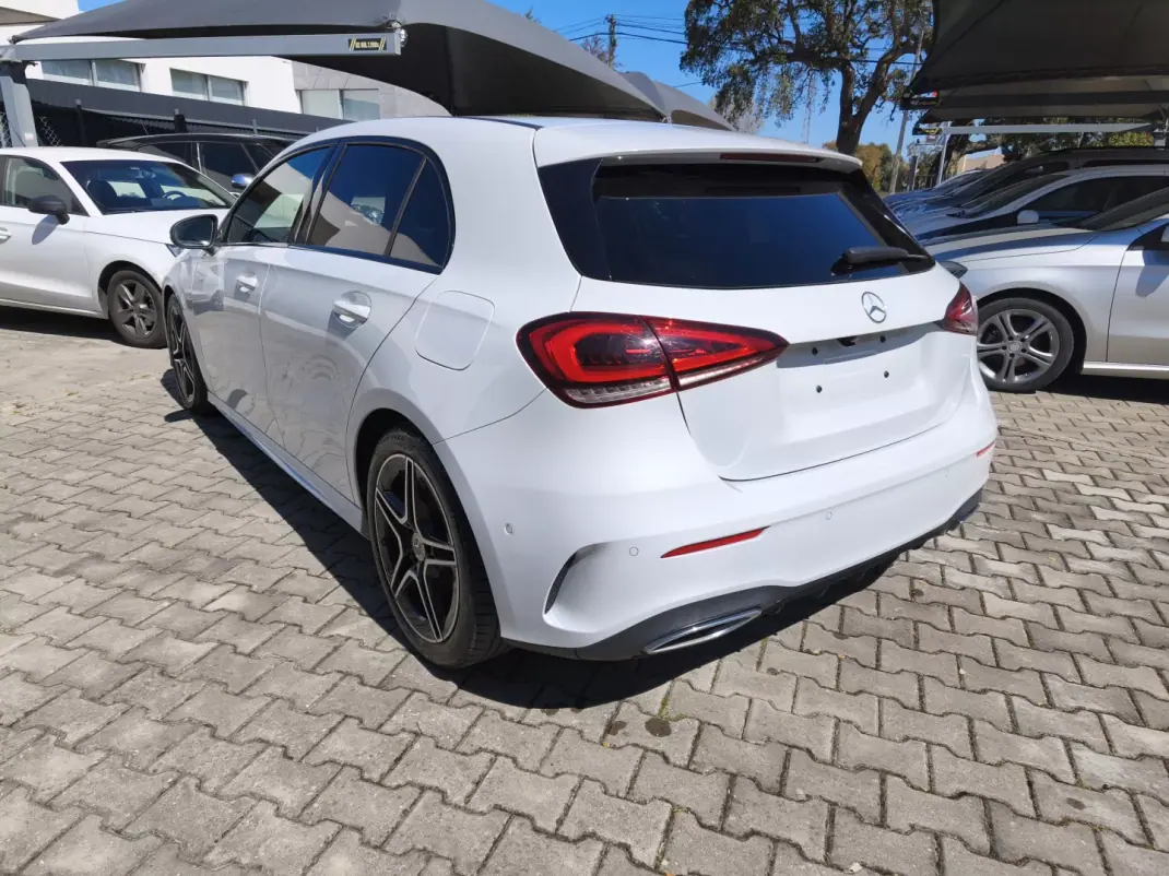 Mercedes-Benz A 180 2020 - 27500 EUR, 124000 km - AUTO.MOTO.pt - 124000km - foto 7 de 18