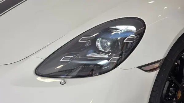 Porsche 718 Boxster 2024 - 89990 EUR, 12821 km - AUTO.MOTO.pt - 12821km - foto 11 de 34