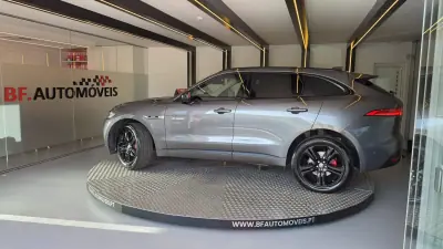 Jaguar F-Pace 2017 - 19500 EUR, 157804 km - 157804km - foto 18 de 74