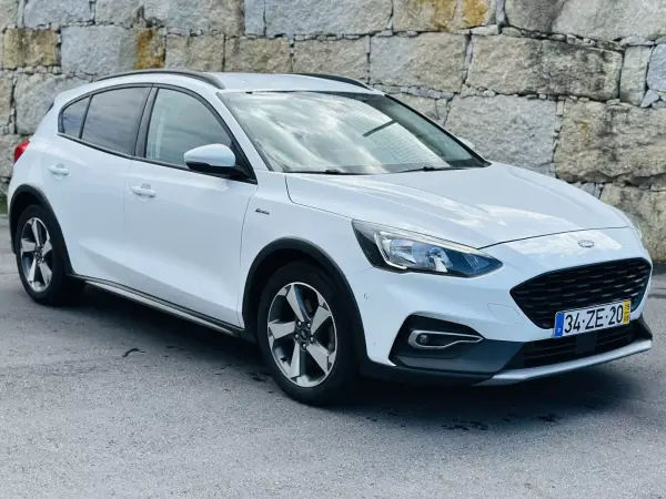 Ford Focus 2019 - 13990 EUR, 83000 km - AUTO.MOTO.pt - 83000km - foto 2 de 51