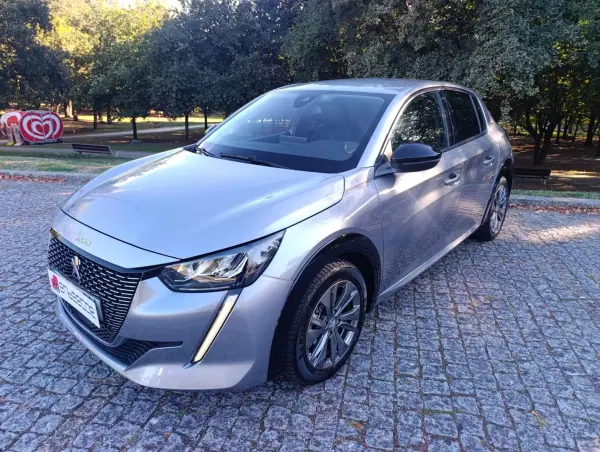 Peugeot e-208 Road Trip 2022 Electric