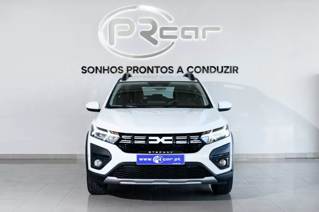 Dacia Sandero 2025 - 17800 EUR, 29946 km - 29946km - foto 2 de 34